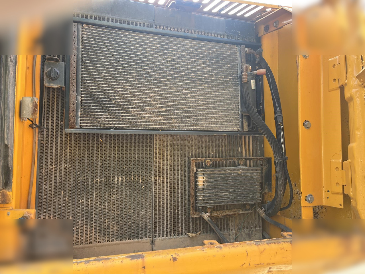 JCB JS220 LC - Ερπυστριοφόρος εκσκαφέας: φωτογραφία 5 JCB JS220 LC - Ερπυστριοφόρος εκσκαφέας: φωτογραφία 5