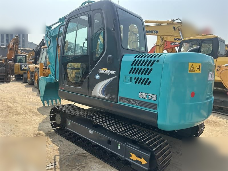 KOBELCO SK75-8 - Ερπυστριοφόρος εκσκαφέας: φωτογραφία 2 KOBELCO SK75-8 - Ερπυστριοφόρος εκσκαφέας: φωτογραφία 2