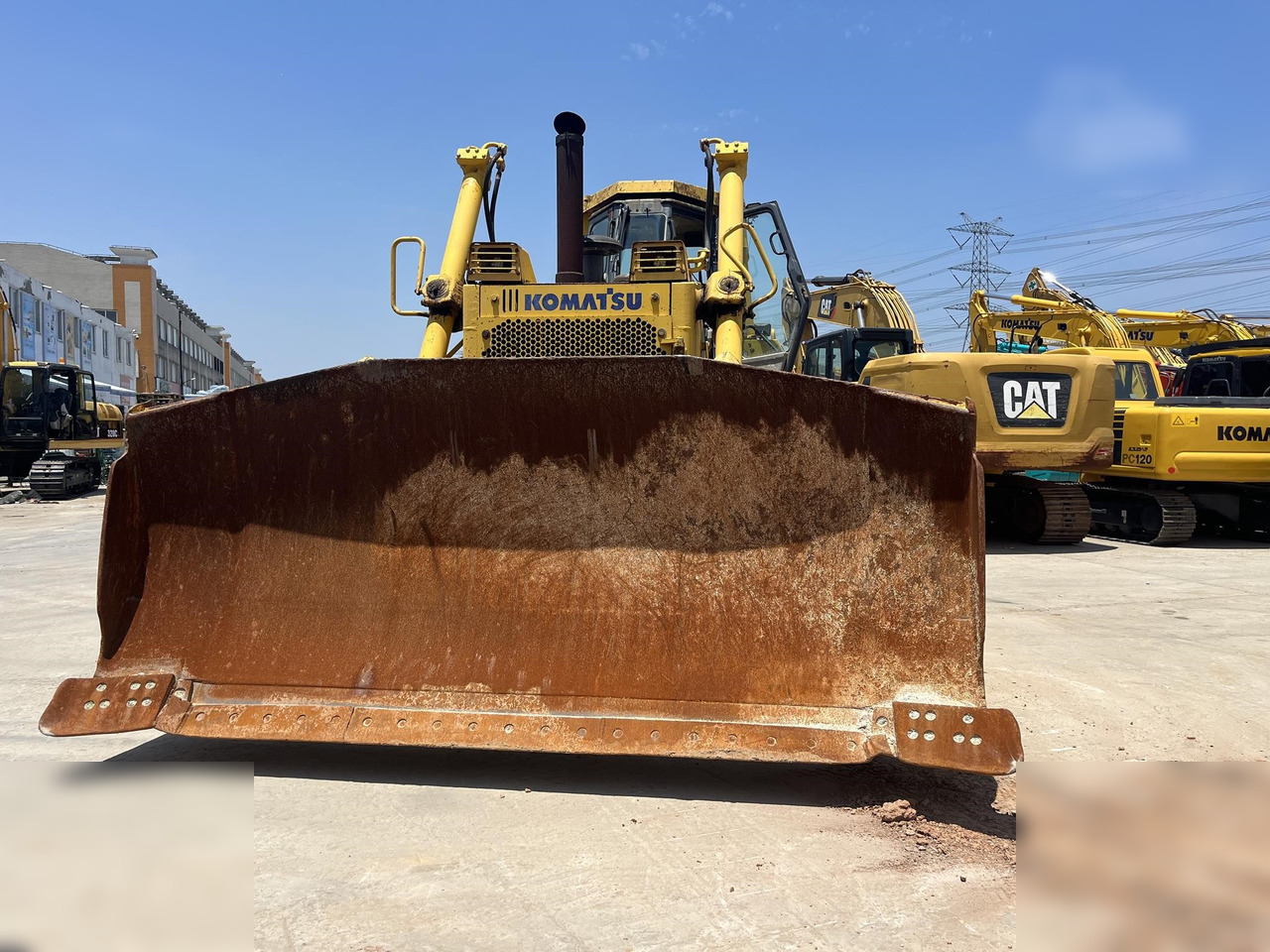 KOMATSU D155A-5 - Μπουλντόζα: φωτογραφία 4 KOMATSU D155A-5 - Μπουλντόζα: φωτογραφία 4