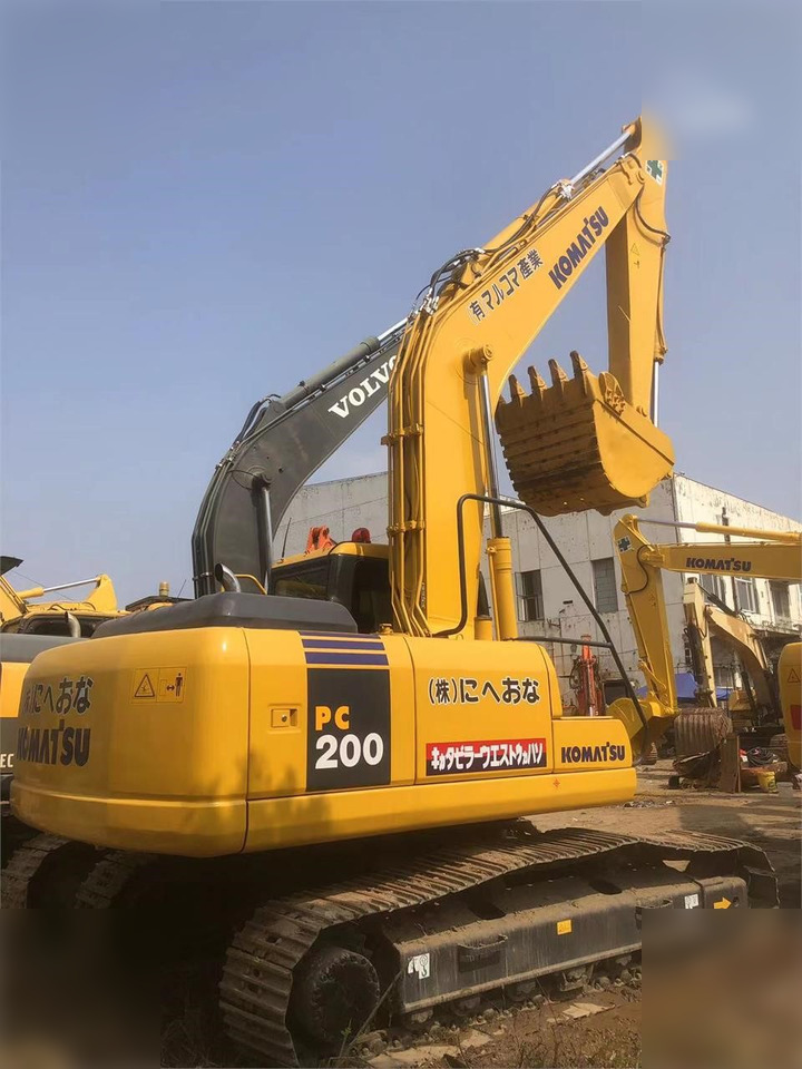 KOMATSU PC200-7 - Ερπυστριοφόρος εκσκαφέας: φωτογραφία 2 KOMATSU PC200-7 - Ερπυστριοφόρος εκσκαφέας: φωτογραφία 2