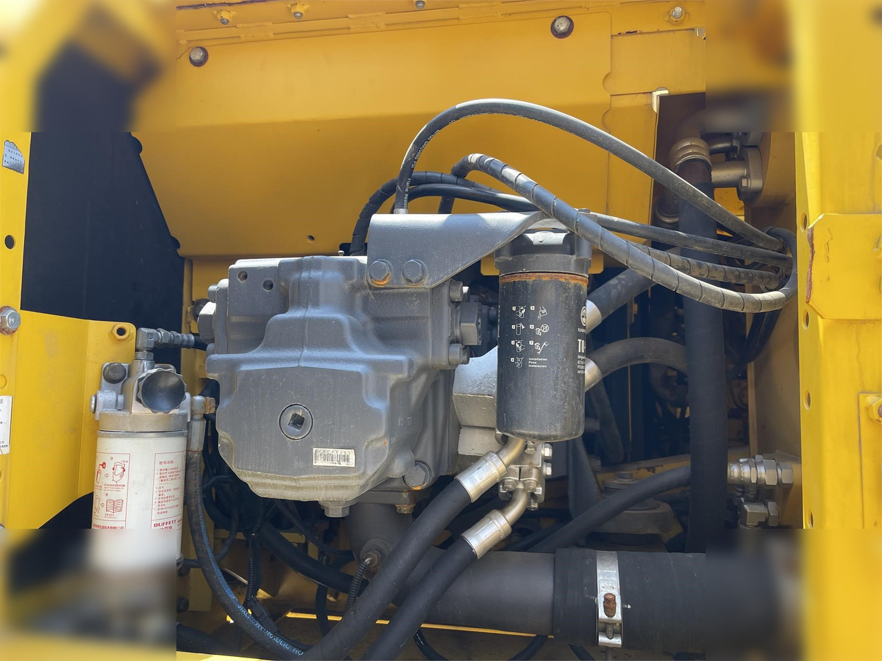KOMATSU PC200-8 - Ερπυστριοφόρος εκσκαφέας: φωτογραφία 3 KOMATSU PC200-8 - Ερπυστριοφόρος εκσκαφέας: φωτογραφία 3