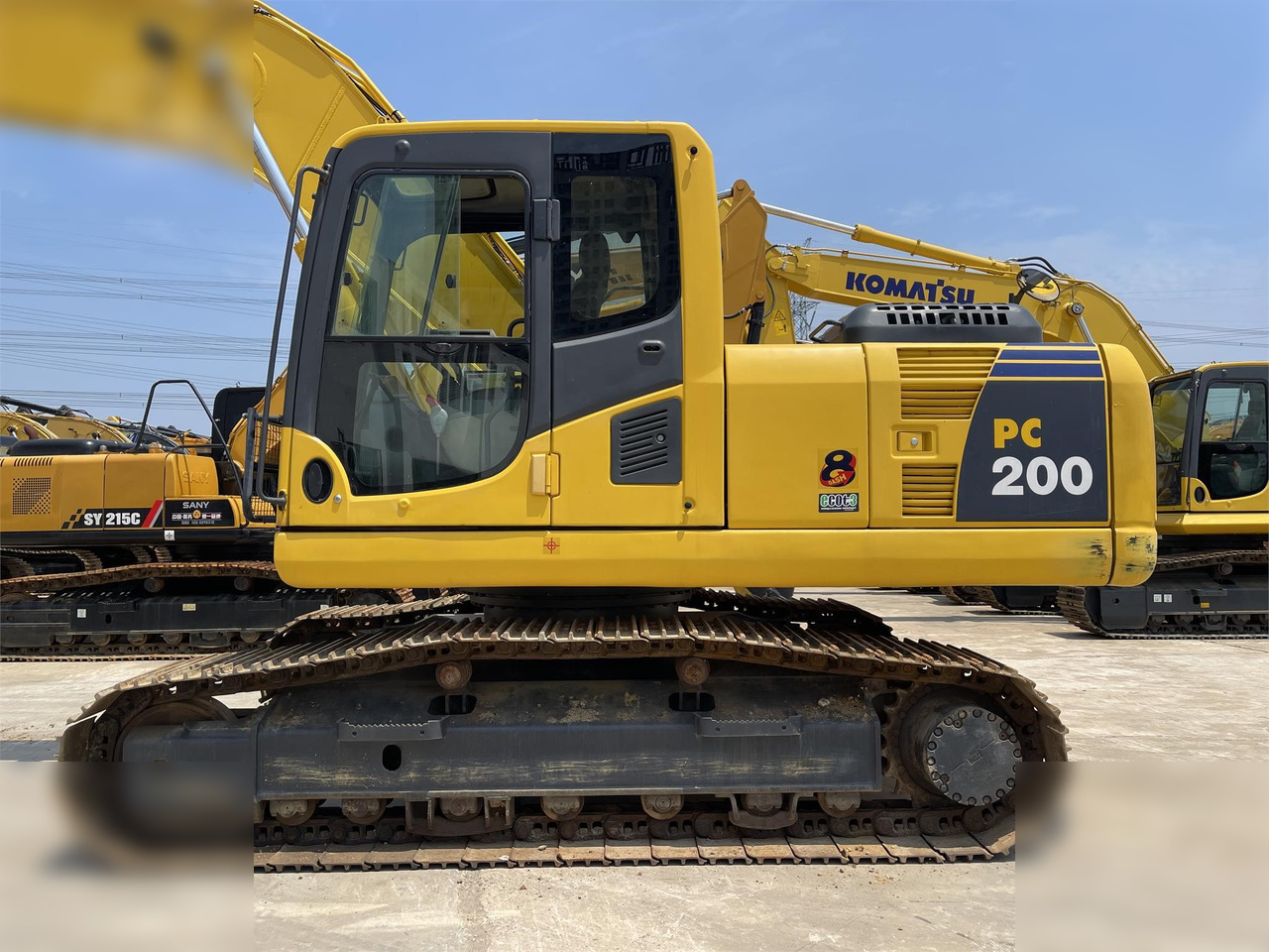 KOMATSU PC200-8 - Ερπυστριοφόρος εκσκαφέας: φωτογραφία 1 KOMATSU PC200-8 - Ερπυστριοφόρος εκσκαφέας: φωτογραφία 1