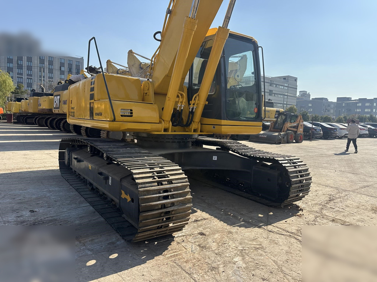KOMATSU PC220-6 - Ερπυστριοφόρος εκσκαφέας: φωτογραφία 5 KOMATSU PC220-6 - Ερπυστριοφόρος εκσκαφέας: φωτογραφία 5