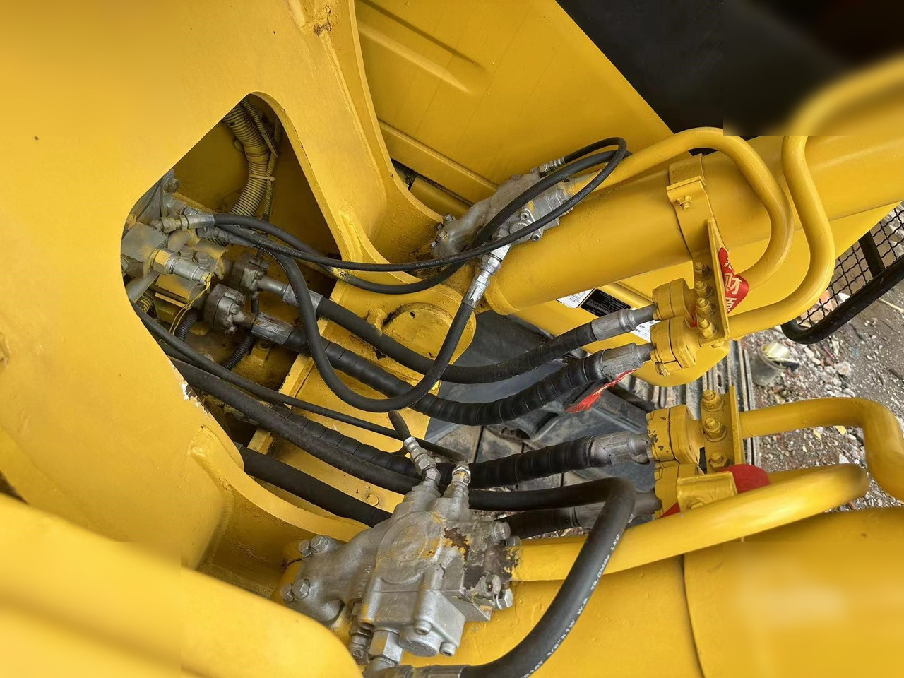 KOMATSU PC220-7 - Ερπυστριοφόρος εκσκαφέας: φωτογραφία 5 KOMATSU PC220-7 - Ερπυστριοφόρος εκσκαφέας: φωτογραφία 5