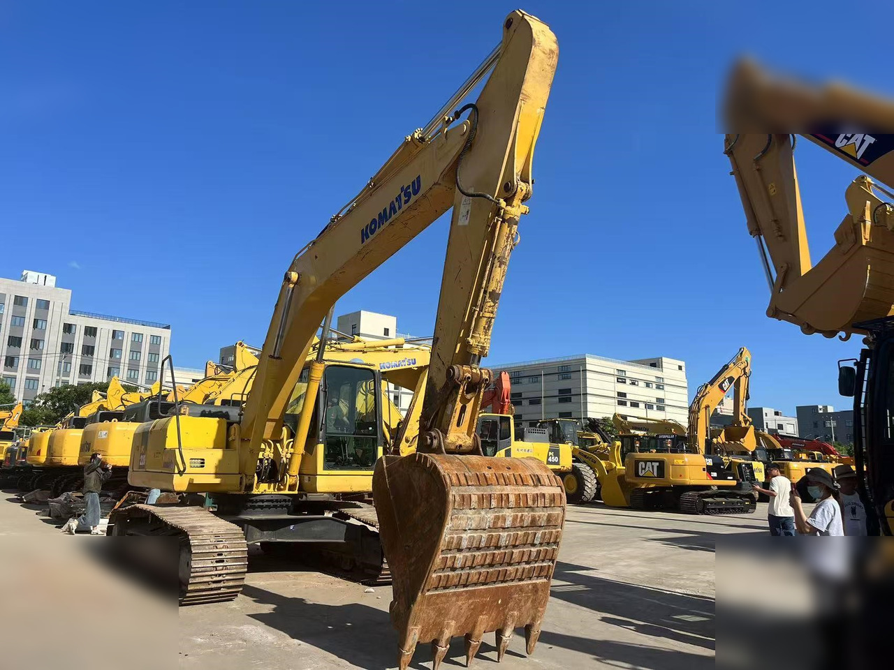 KOMATSU PC220-7 - Ερπυστριοφόρος εκσκαφέας: φωτογραφία 4 KOMATSU PC220-7 - Ερπυστριοφόρος εκσκαφέας: φωτογραφία 4