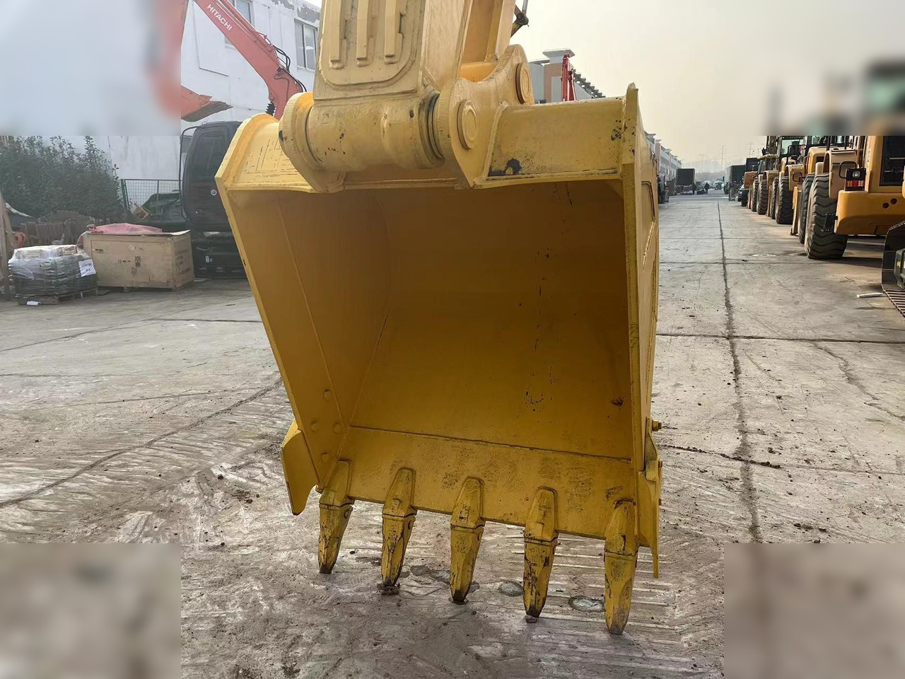 KOMATSU PC220-8M0 - Ερπυστριοφόρος εκσκαφέας: φωτογραφία 3 KOMATSU PC220-8M0 - Ερπυστριοφόρος εκσκαφέας: φωτογραφία 3