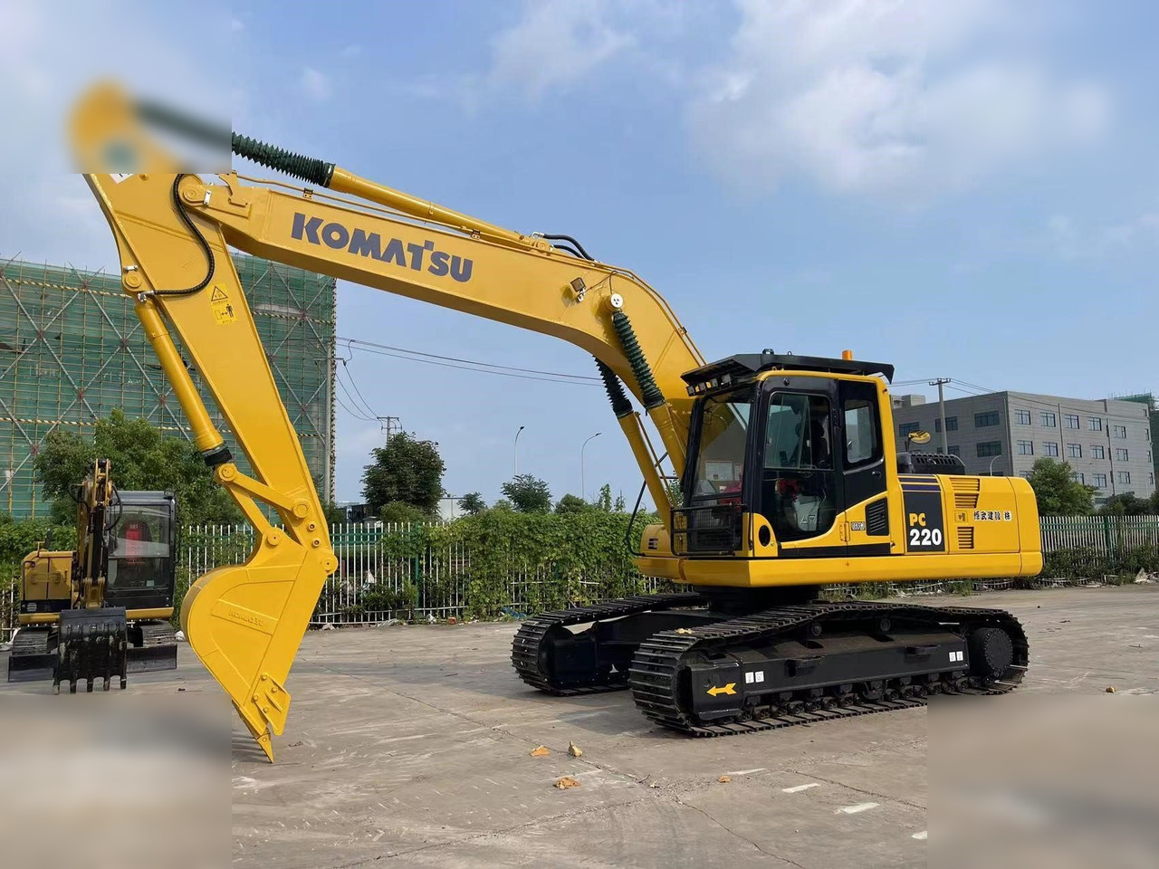 KOMATSU PC220-8 - Ερπυστριοφόρος εκσκαφέας: φωτογραφία 1 KOMATSU PC220-8 - Ερπυστριοφόρος εκσκαφέας: φωτογραφία 1