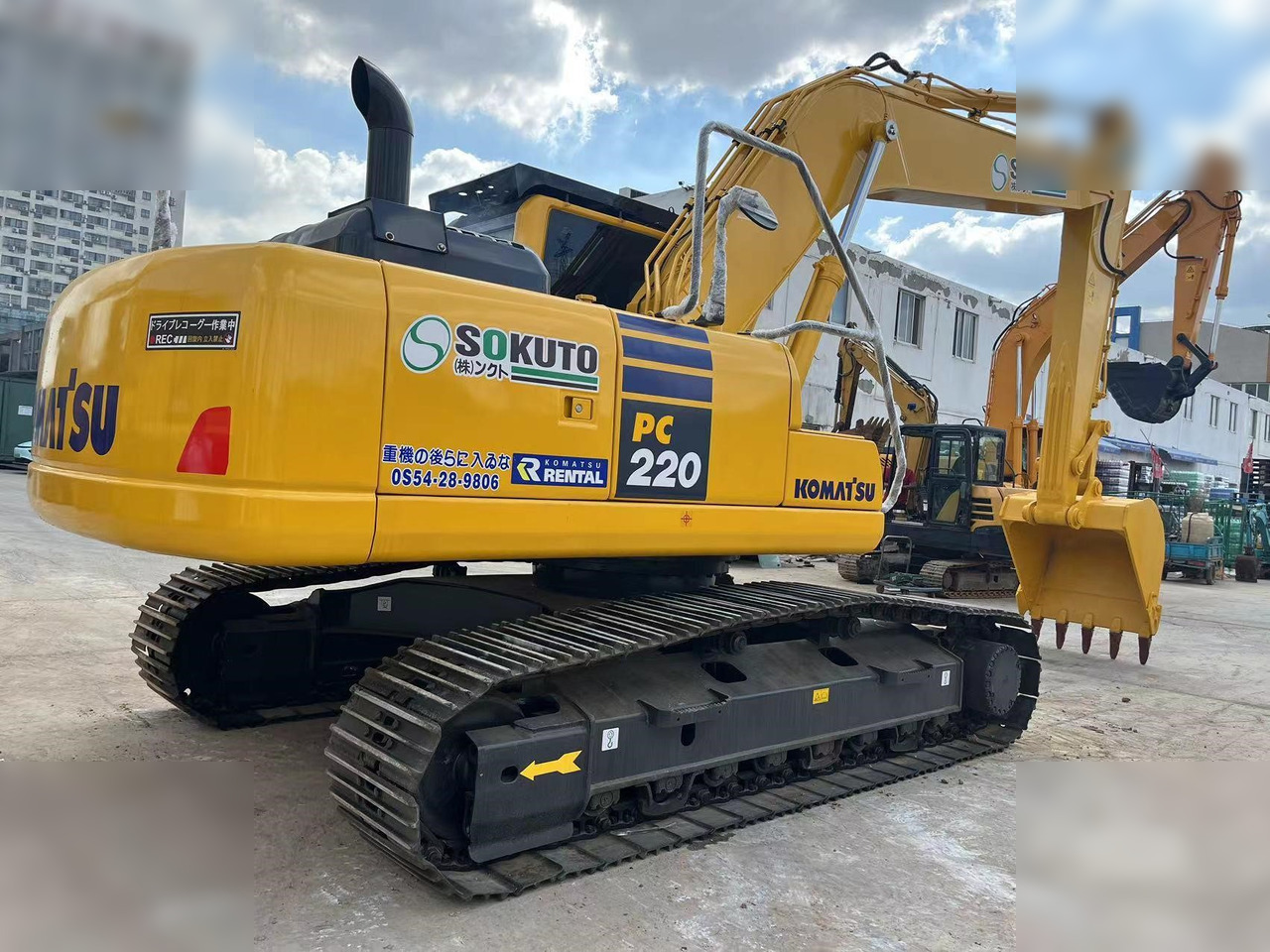 KOMATSU PC220-8 - Ερπυστριοφόρος εκσκαφέας: φωτογραφία 5 KOMATSU PC220-8 - Ερπυστριοφόρος εκσκαφέας: φωτογραφία 5
