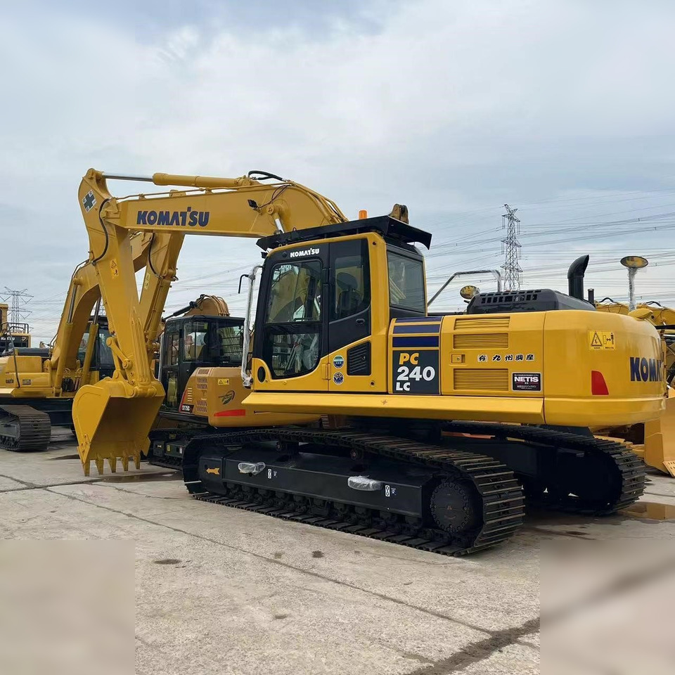 KOMATSU PC240 LC-8 - Ερπυστριοφόρος εκσκαφέας: φωτογραφία 1 KOMATSU PC240 LC-8 - Ερπυστριοφόρος εκσκαφέας: φωτογραφία 1