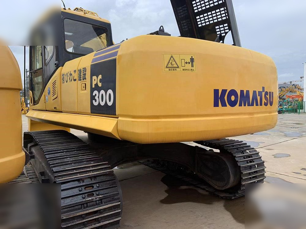 KOMATSU PC300-7 - Ερπυστριοφόρος εκσκαφέας: φωτογραφία 3 KOMATSU PC300-7 - Ερπυστριοφόρος εκσκαφέας: φωτογραφία 3