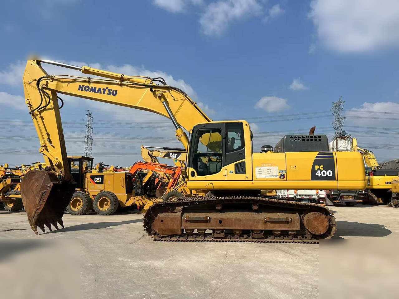 KOMATSU PC400-8R - Ερπυστριοφόρος εκσκαφέας: φωτογραφία 1 KOMATSU PC400-8R - Ερπυστριοφόρος εκσκαφέας: φωτογραφία 1