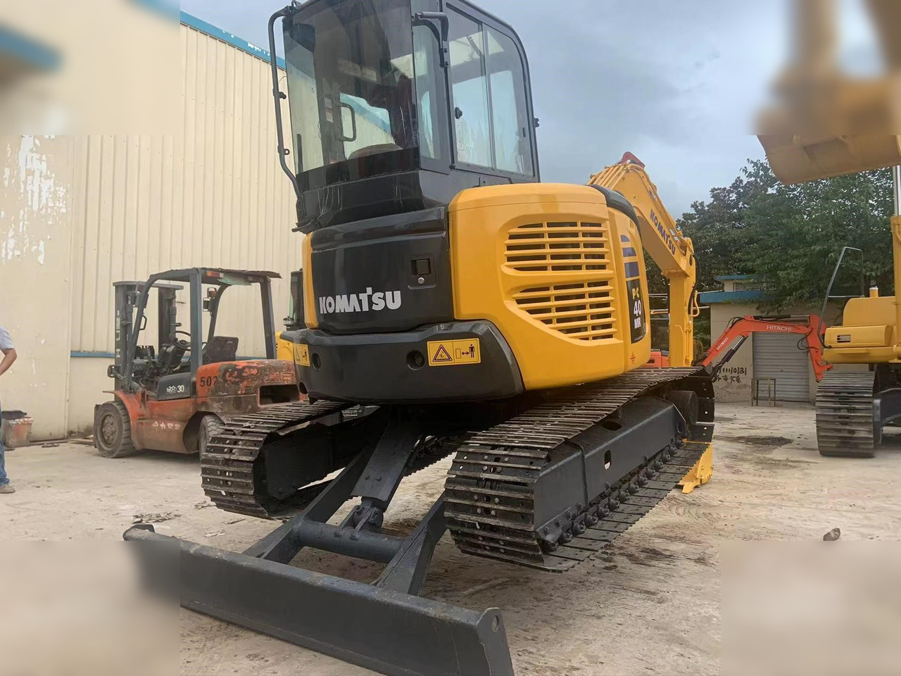 Μίνι εκσκαφέας KOMATSU PC40MR-2: φωτογραφία 6 Μίνι εκσκαφέας KOMATSU PC40MR-2: φωτογραφία 6