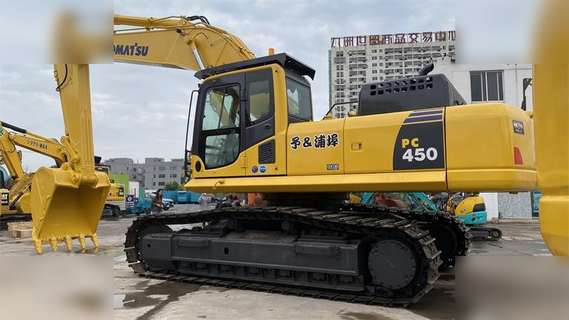 KOMATSU PC450-8 - Ερπυστριοφόρος εκσκαφέας: φωτογραφία 1 KOMATSU PC450-8 - Ερπυστριοφόρος εκσκαφέας: φωτογραφία 1