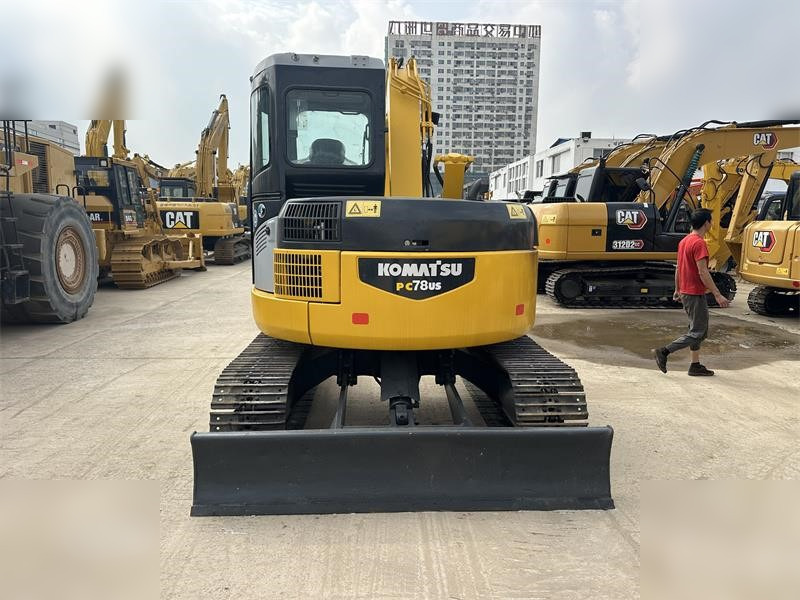 KOMATSU PC78US-6 - Ερπυστριοφόρος εκσκαφέας: φωτογραφία 3 KOMATSU PC78US-6 - Ερπυστριοφόρος εκσκαφέας: φωτογραφία 3