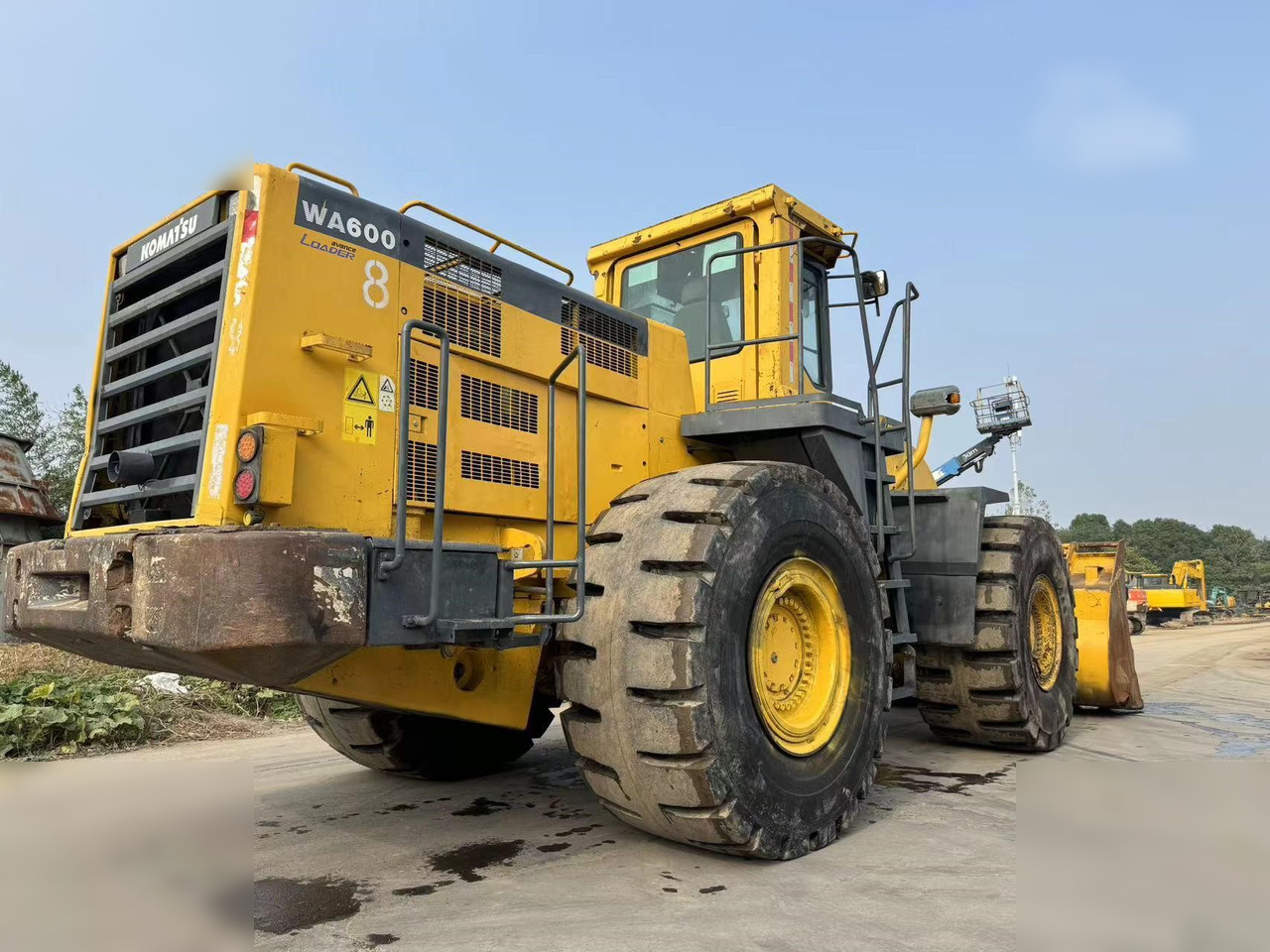 KOMATSU WA600-3 - Ελαστιχοφόρος φορτωτής: φωτογραφία 4 KOMATSU WA600-3 - Ελαστιχοφόρος φορτωτής: φωτογραφία 4