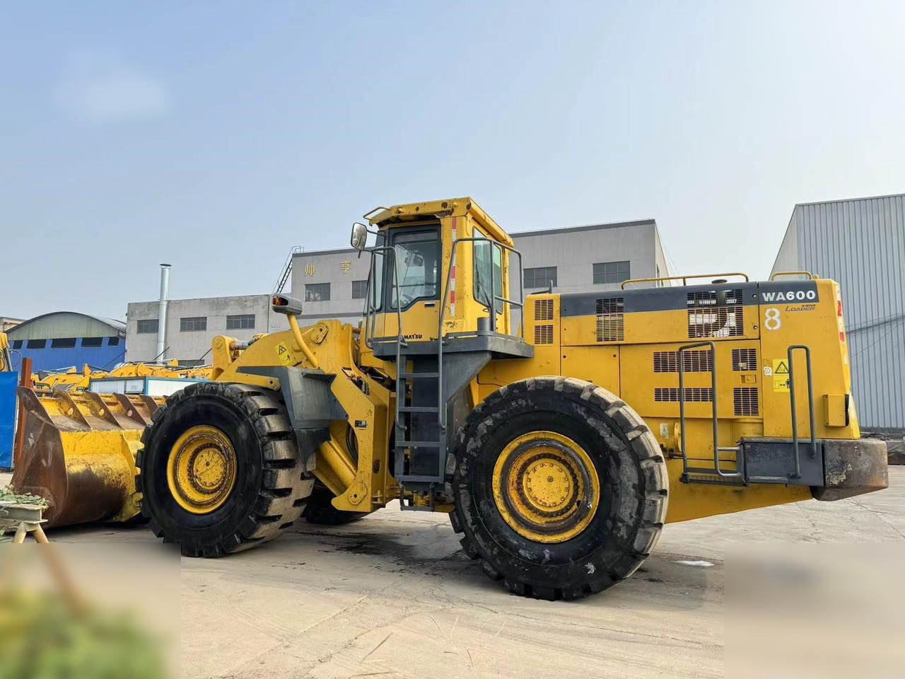KOMATSU WA600-3 - Ελαστιχοφόρος φορτωτής: φωτογραφία 1 KOMATSU WA600-3 - Ελαστιχοφόρος φορτωτής: φωτογραφία 1