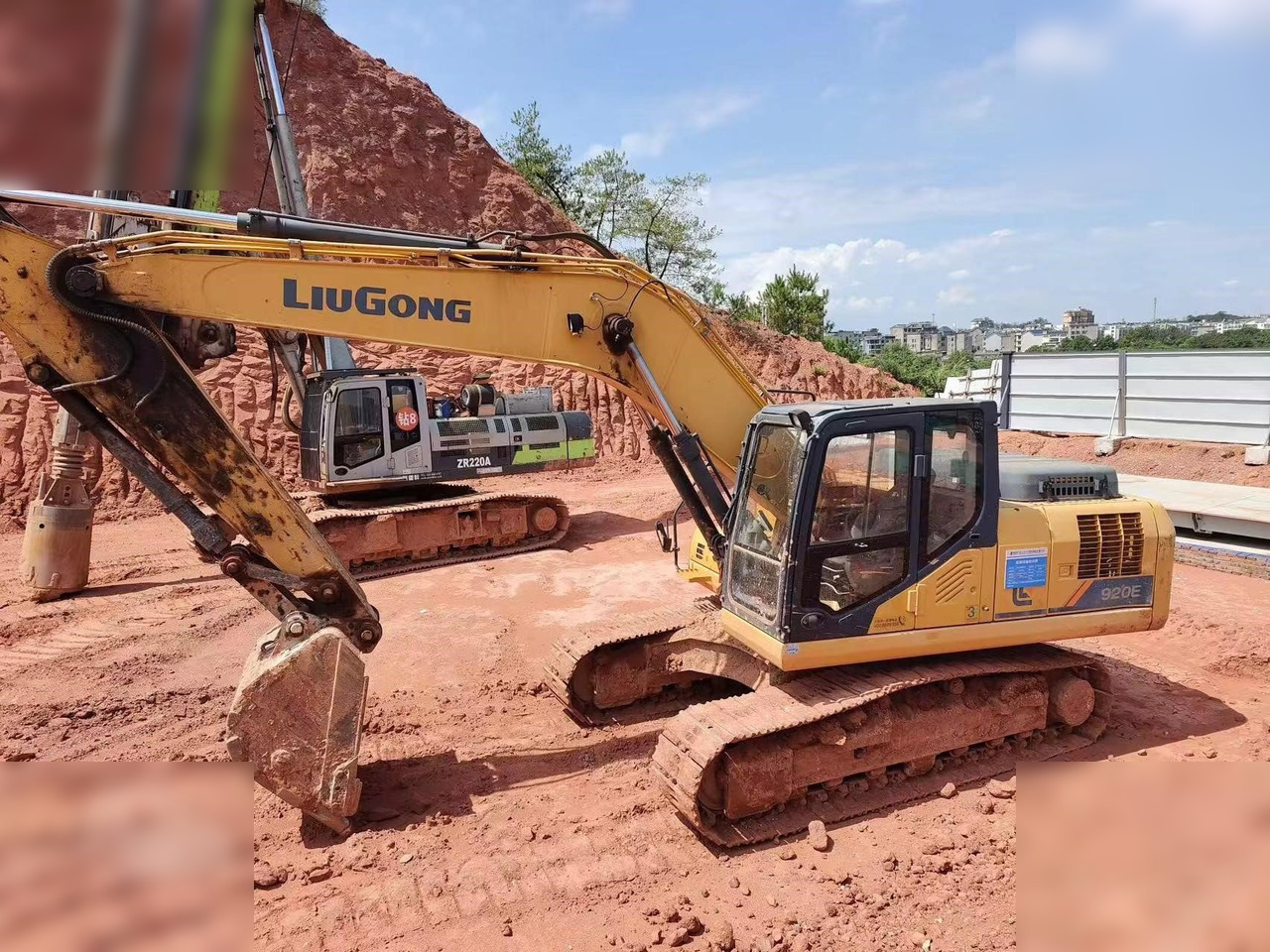 LIUGONG 920E - Ερπυστριοφόρος εκσκαφέας: φωτογραφία 1 LIUGONG 920E - Ερπυστριοφόρος εκσκαφέας: φωτογραφία 1