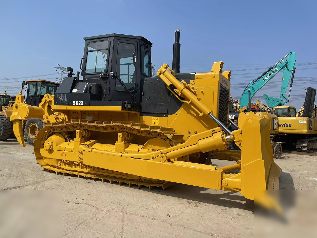 SHANTUI SD22 - Μπουλντόζα: φωτογραφία 1 SHANTUI SD22 - Μπουλντόζα: φωτογραφία 1