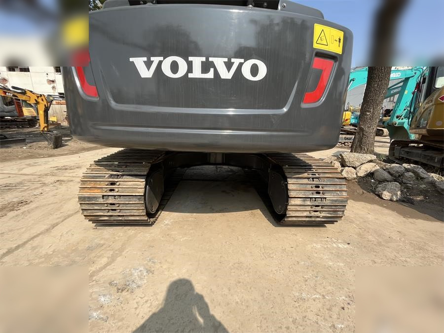 VOLVO EC140DL - Ερπυστριοφόρος εκσκαφέας: φωτογραφία 4 VOLVO EC140DL - Ερπυστριοφόρος εκσκαφέας: φωτογραφία 4