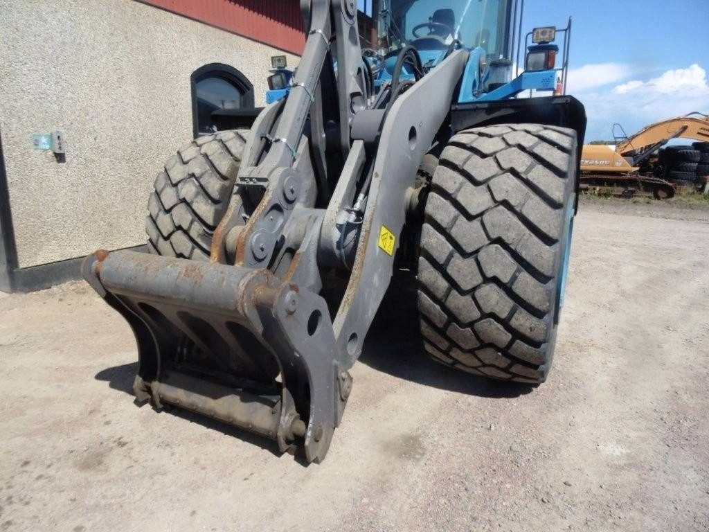 Volvo L 220 G - Ελαστιχοφόρος φορτωτής: φωτογραφία 4 Volvo L 220 G - Ελαστιχοφόρος φορτωτής: φωτογραφία 4