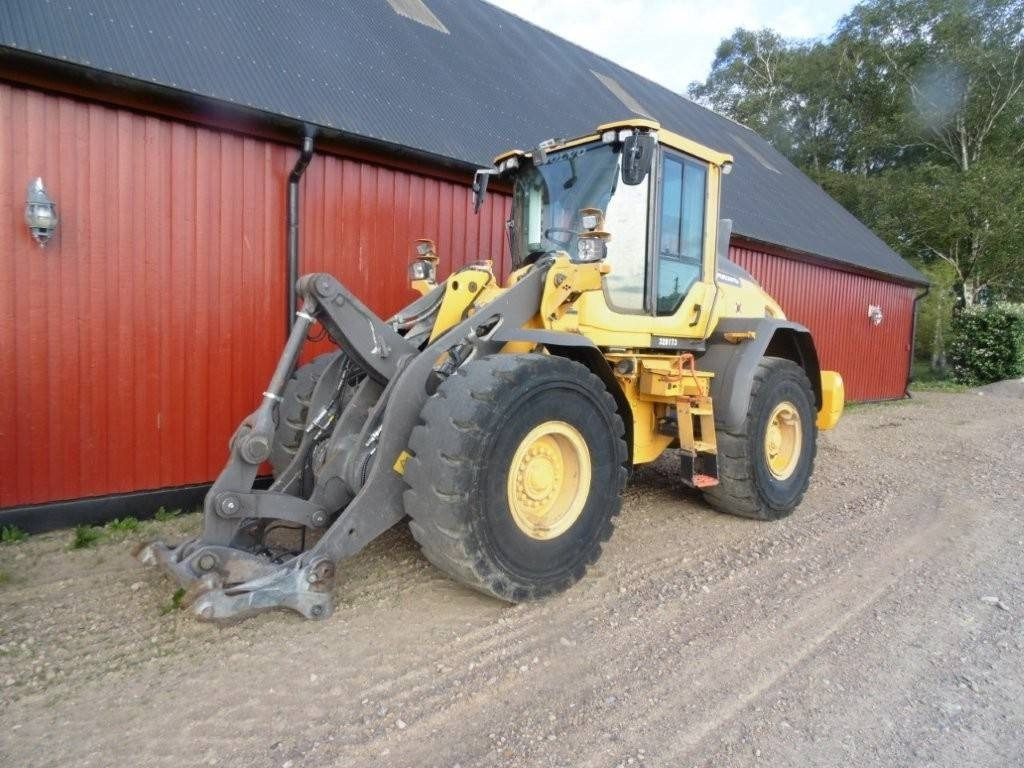 Volvo L 90 H - Ελαστιχοφόρος φορτωτής: φωτογραφία 2 Volvo L 90 H - Ελαστιχοφόρος φορτωτής: φωτογραφία 2