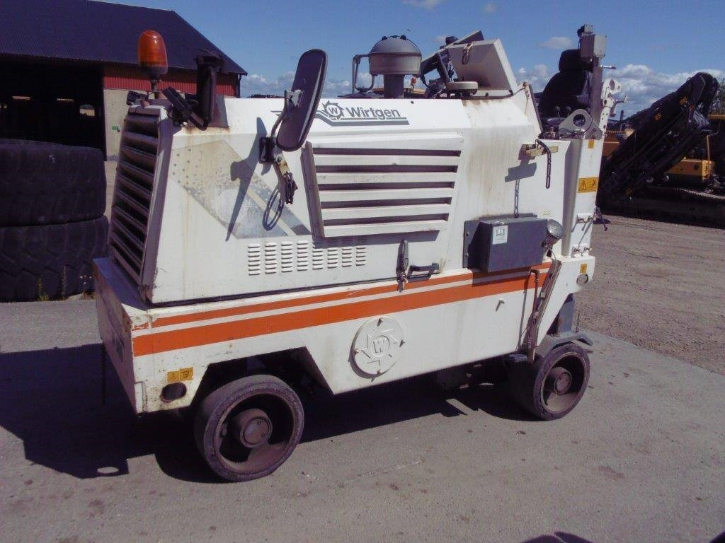 Wirtgen 50 - Φρέζα ασφάλτου: φωτογραφία 3 Wirtgen 50 - Φρέζα ασφάλτου: φωτογραφία 3