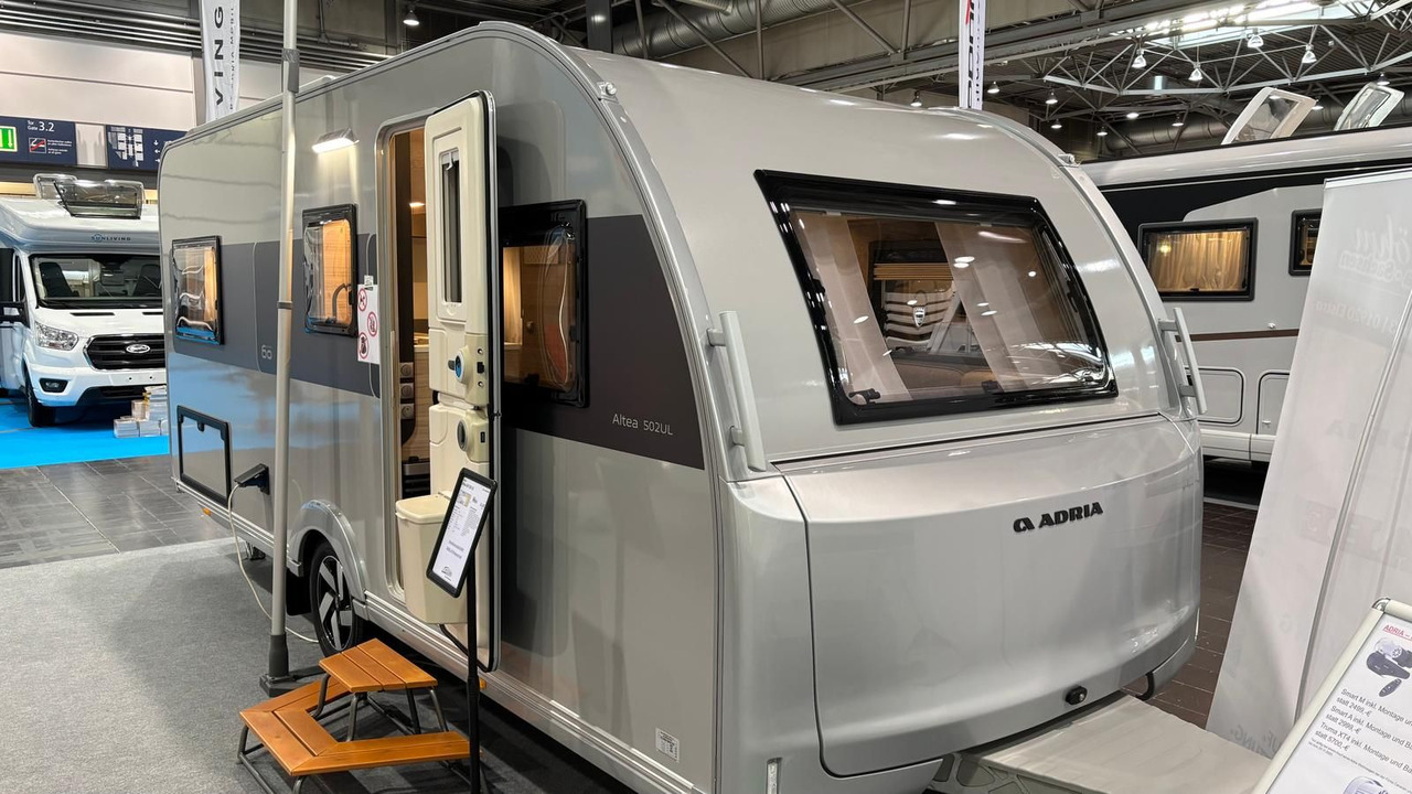 Adria Altea 60Y 502 UL*Fußboden-Temp*Eingangstür Fenst - Ρυμουλκούμενο τροχόσπιτο: φωτογραφία 2 Adria Altea 60Y 502 UL*Fußboden-Temp*Eingangstür Fenst - Ρυμουλκούμενο τροχόσπιτο: φωτογραφία 2