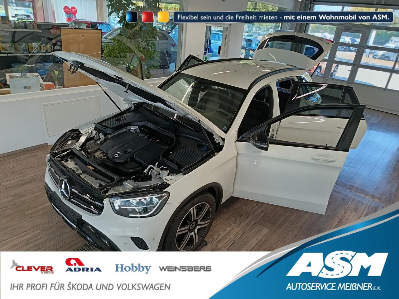 Mercedes-Benz GLC 220d AMG Line 4MATIC*AHK*NAVI*LED*R-KAM*DAB* - SUV: φωτογραφία 1 Mercedes-Benz GLC 220d AMG Line 4MATIC*AHK*NAVI*LED*R-KAM*DAB* - SUV: φωτογραφία 1