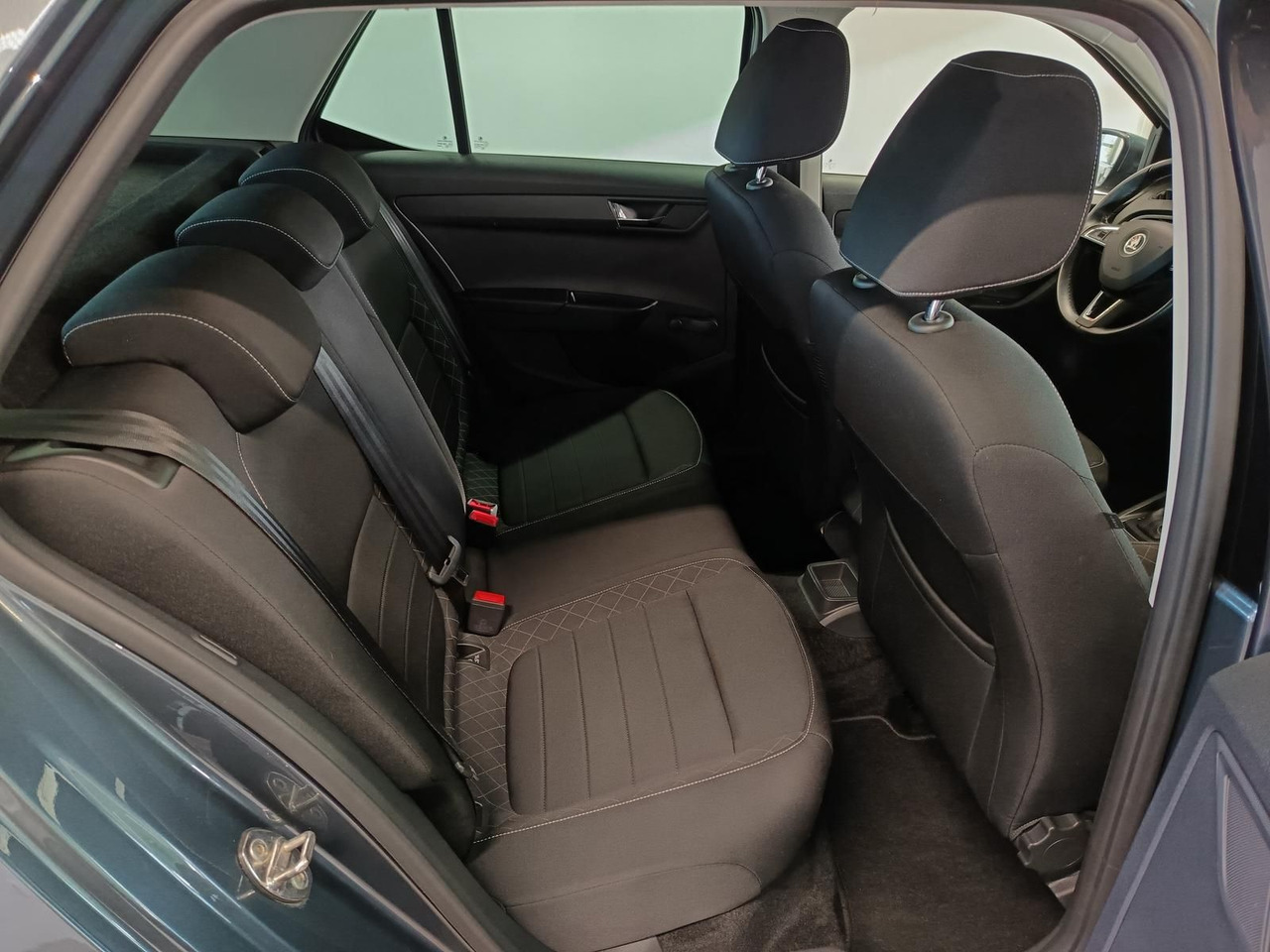 Αυτοκίνητο Skoda Fabia Style 1,2 TSI 81 kW DSG*PDC*SHZ*TEMP*KLIMA: φωτογραφία 18 Αυτοκίνητο Skoda Fabia Style 1,2 TSI 81 kW DSG*PDC*SHZ*TEMP*KLIMA: φωτογραφία 18