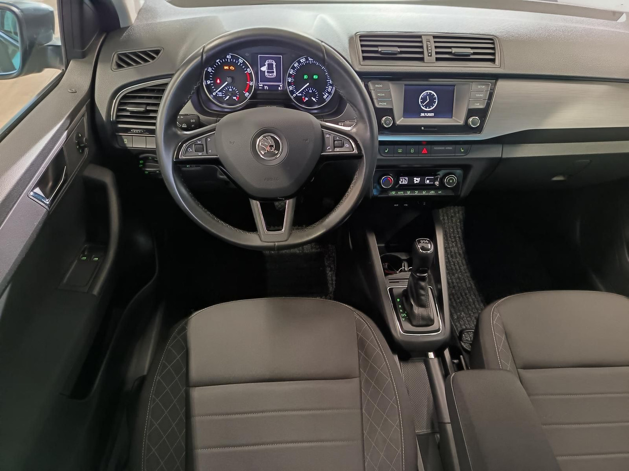 Αυτοκίνητο Skoda Fabia Style 1,2 TSI 81 kW DSG*PDC*SHZ*TEMP*KLIMA: φωτογραφία 7 Αυτοκίνητο Skoda Fabia Style 1,2 TSI 81 kW DSG*PDC*SHZ*TEMP*KLIMA: φωτογραφία 7