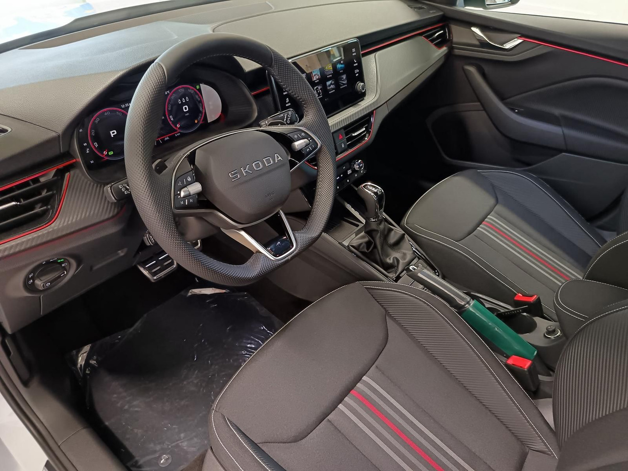 SUV Skoda Kamiq Monte Carlo 1,5 TSI DSG*AHK*PANO*LED*ACC*: φωτογραφία 22 SUV Skoda Kamiq Monte Carlo 1,5 TSI DSG*AHK*PANO*LED*ACC*: φωτογραφία 22