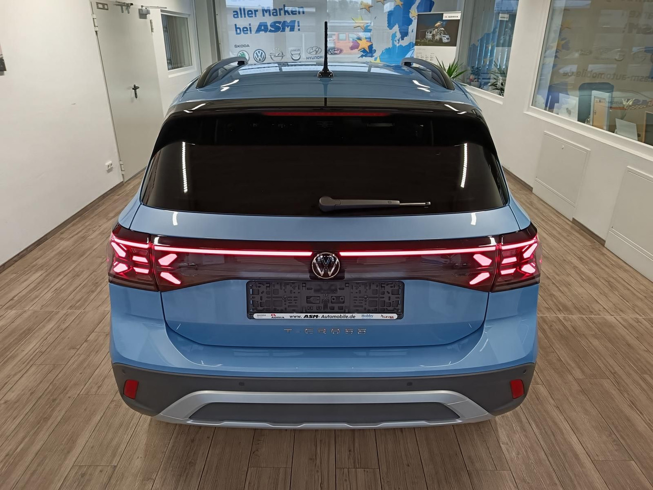 Volkswagen T-Cross Life 1.5 TSI DSG*AHK*MATRIX LED*ACC*SHZ* - SUV: φωτογραφία 5 Volkswagen T-Cross Life 1.5 TSI DSG*AHK*MATRIX LED*ACC*SHZ* - SUV: φωτογραφία 5