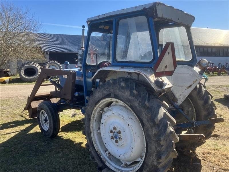 Ford 4000 Med frontlæsser - Τρακτέρ: φωτογραφία 4 Ford 4000 Med frontlæsser - Τρακτέρ: φωτογραφία 4