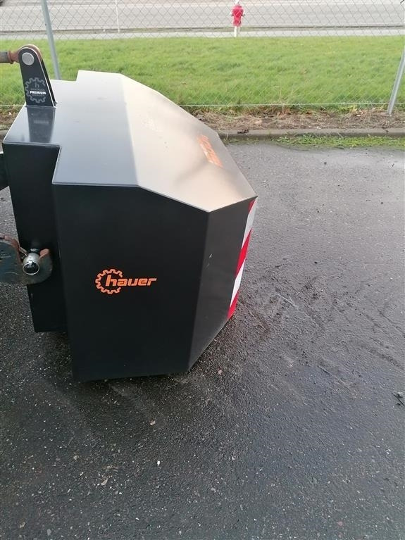 Hauer 1500 kg - Αντίβαρο: φωτογραφία 3 Hauer 1500 kg - Αντίβαρο: φωτογραφία 3