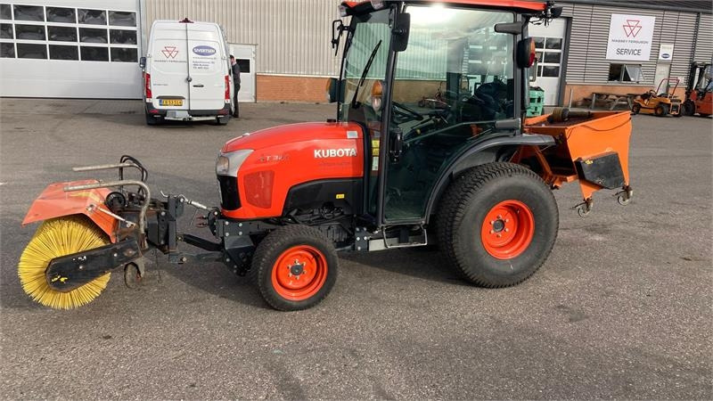 Kubota ST341 inkl. 150 cm kost og udlægger - Δημοτικό τρακτέρ: φωτογραφία 2 Kubota ST341 inkl. 150 cm kost og udlægger - Δημοτικό τρακτέρ: φωτογραφία 2