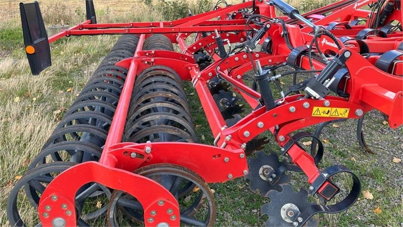 Kverneland TURBO 5000 Foldbar - Σβάρνα: φωτογραφία 3 Kverneland TURBO 5000 Foldbar - Σβάρνα: φωτογραφία 3