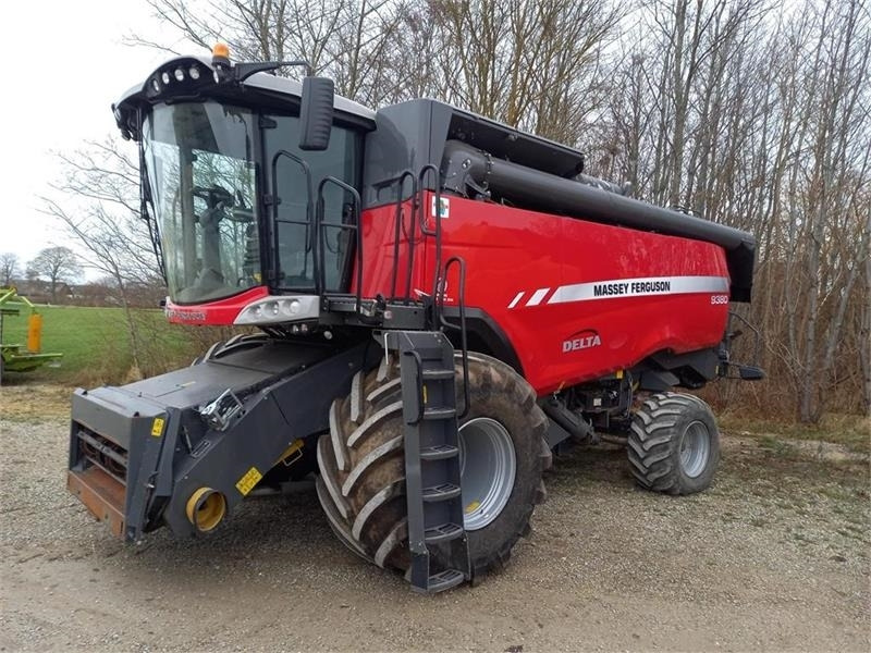 Massey Ferguson 9380 DELTA 35 fods Powerflow - Θεριζοαλωνιστική μηχανή: φωτογραφία 1 Massey Ferguson 9380 DELTA 35 fods Powerflow - Θεριζοαλωνιστική μηχανή: φωτογραφία 1