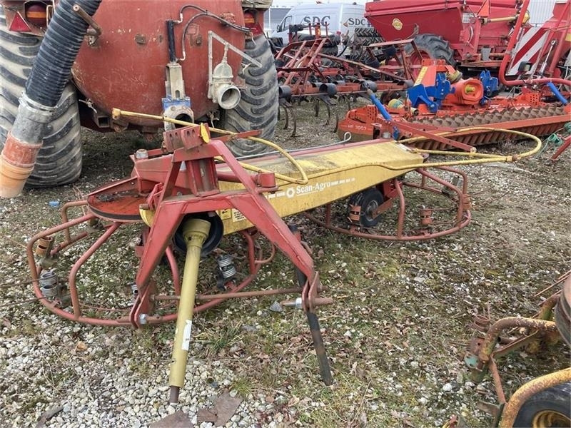 Scan-Rake SR 400 - Χορτοσυλλέκτης: φωτογραφία 1 Scan-Rake SR 400 - Χορτοσυλλέκτης: φωτογραφία 1