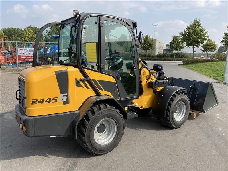 Schäffer 2445S Kabine - Σπαστός φορτωτής: φωτογραφία 5 Schäffer 2445S Kabine - Σπαστός φορτωτής: φωτογραφία 5