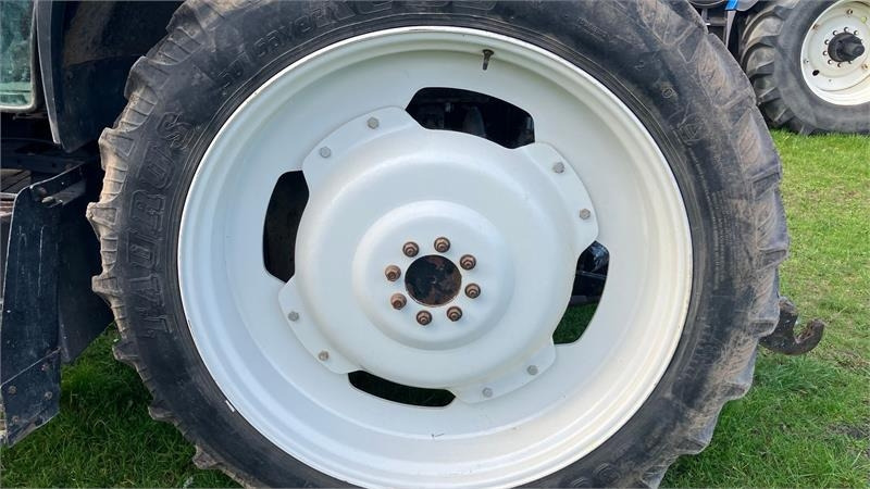 Taurus 270/95R32 - 300/95R46 - Ελαστικό για Γεωργικά μηχανήματα: φωτογραφία 4 Taurus 270/95R32 - 300/95R46 - Ελαστικό για Γεωργικά μηχανήματα: φωτογραφία 4