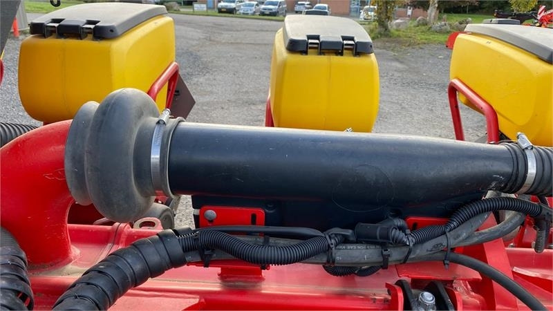 Vaderstad Tempo F 8RK.  - Σπαρτική μηχανή: φωτογραφία 5 Vaderstad Tempo F 8RK.  - Σπαρτική μηχανή: φωτογραφία 5