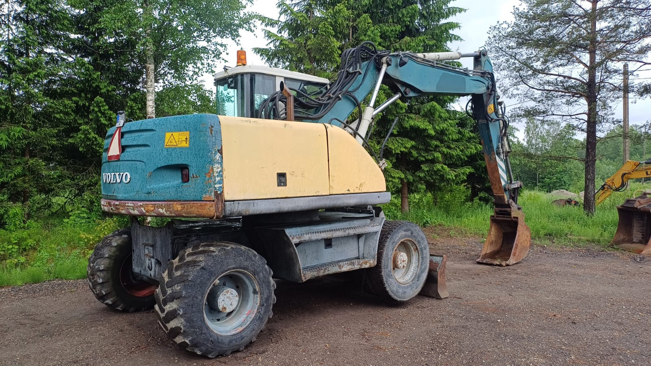 Volvo EW140 - Τροχοφόρος εκσκαφέας: φωτογραφία 4 Volvo EW140 - Τροχοφόρος εκσκαφέας: φωτογραφία 4
