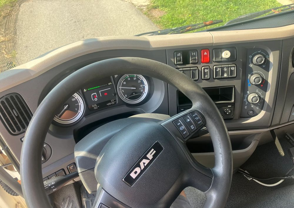 DAF DAF LF 180 kurierka kontener 18 palet - Φορτηγό κόφα: φωτογραφία 3 DAF DAF LF 180 kurierka kontener 18 palet - Φορτηγό κόφα: φωτογραφία 3