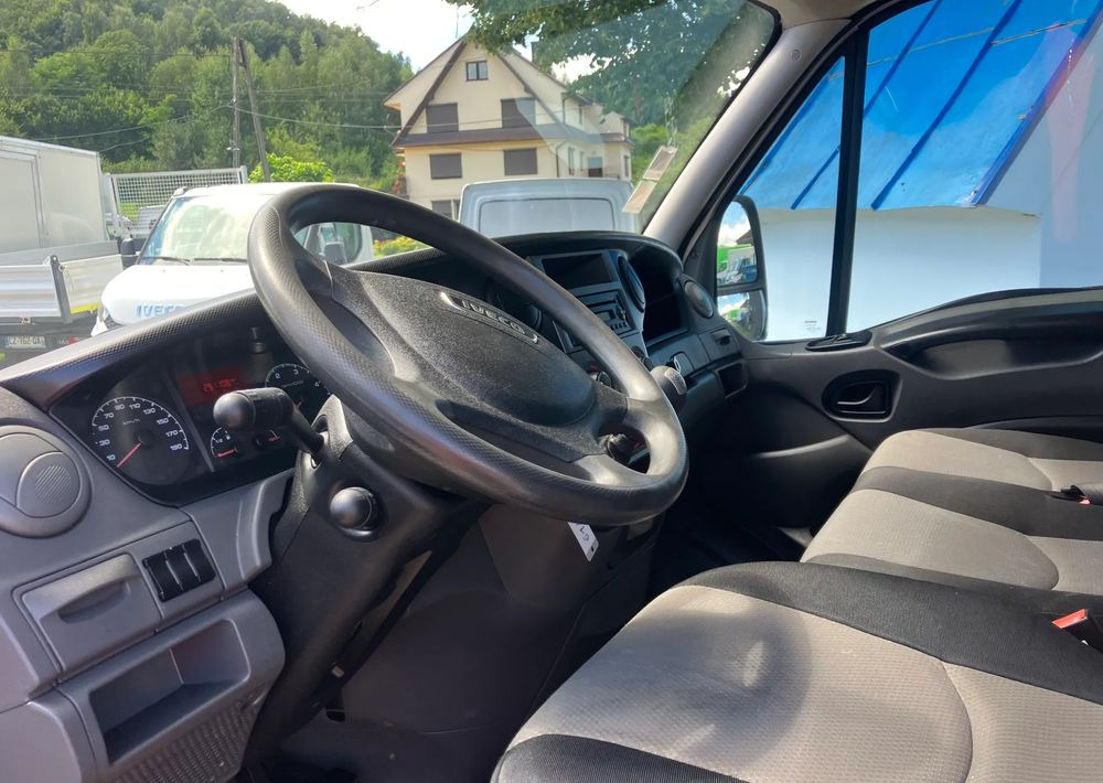 Iveco DAILY 35C13 ramo do zabudowy kiper wywrotka - Φορτηγό σασί: φωτογραφία 5 Iveco DAILY 35C13 ramo do zabudowy kiper wywrotka - Φορτηγό σασί: φωτογραφία 5