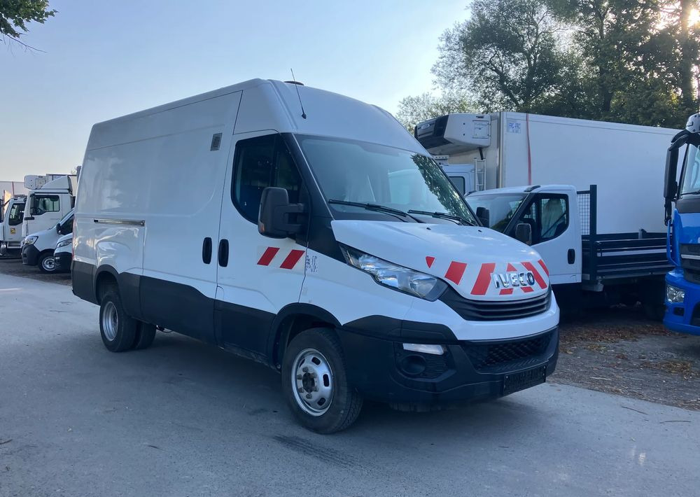 Iveco Daily 35c16 blaszak KLIMA SPROWADZONY serwisówka - Βαν: φωτογραφία 2 Iveco Daily 35c16 blaszak KLIMA SPROWADZONY serwisówka - Βαν: φωτογραφία 2