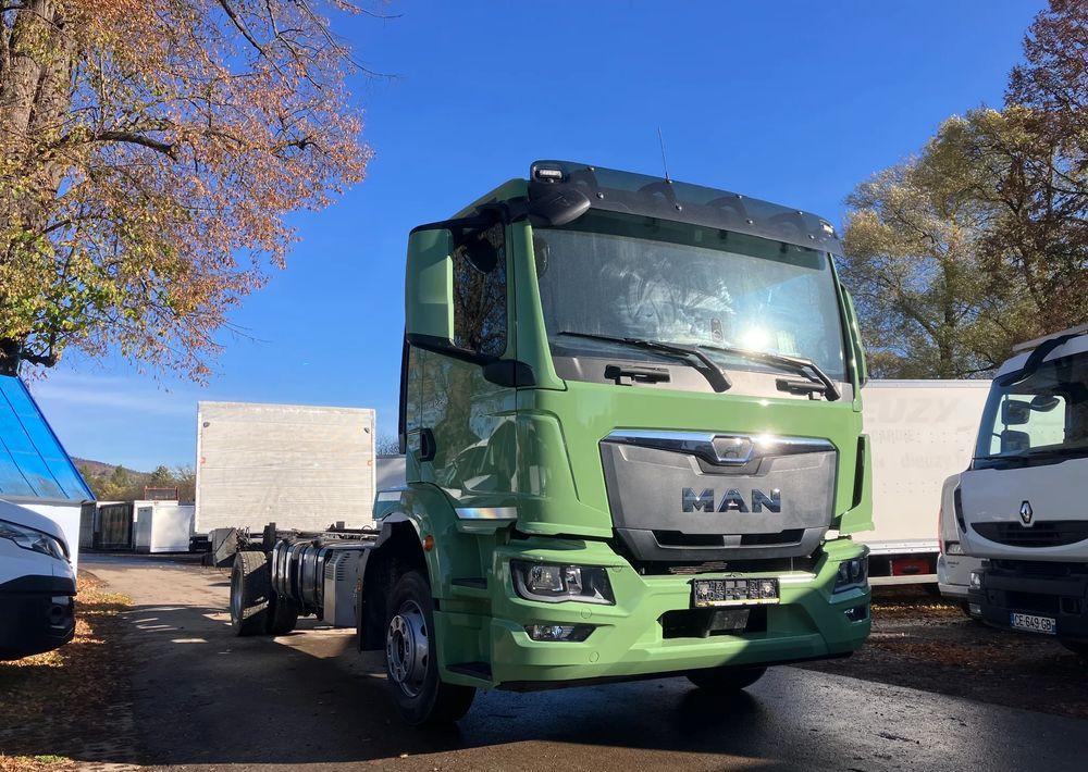 MAN MAN TGM 12.290 euro 6 ramo do zabudowy - Φορτηγό σασί: φωτογραφία 2 MAN MAN TGM 12.290 euro 6 ramo do zabudowy - Φορτηγό σασί: φωτογραφία 2