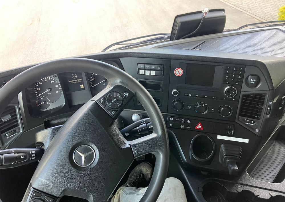 Mercedes-Benz ANTOS 1830 solidny kiper wywrotka blokada mostu - Φορτηγό ανατρεπόμενο: φωτογραφία 3 Mercedes-Benz ANTOS 1830 solidny kiper wywrotka blokada mostu - Φορτηγό ανατρεπόμενο: φωτογραφία 3