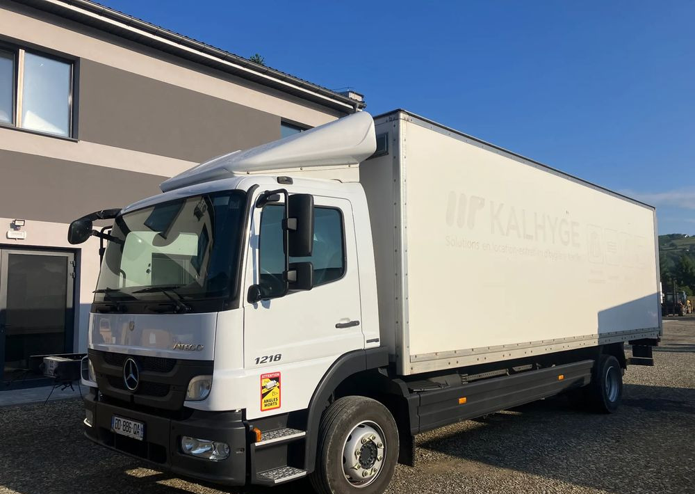 Mercedes-Benz Atego 1218  kurierka kontener - Φορτηγό κόφα: φωτογραφία 2 Mercedes-Benz Atego 1218  kurierka kontener - Φορτηγό κόφα: φωτογραφία 2