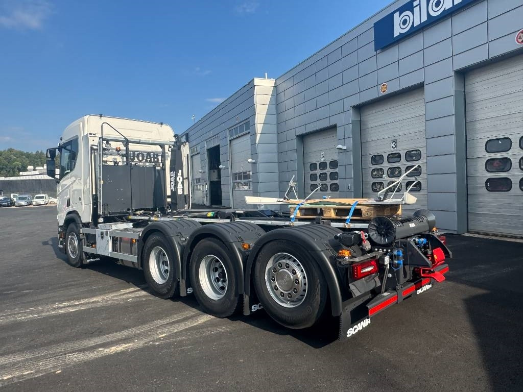 Φορτηγό φόρτωσης γάντζου Scania R 580 8x4*4 Joab med frontplog & sidoplogsfäste: φωτογραφία 6 Φορτηγό φόρτωσης γάντζου Scania R 580 8x4*4 Joab med frontplog & sidoplogsfäste: φωτογραφία 6