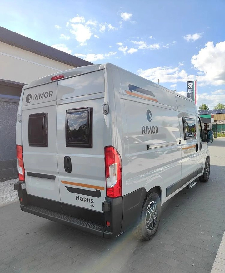 Νέα Αυτοκινούμενο βαν Fiat Ducato Rimor Horus 45 NEW AUTOMAT Grau Truma Diesel Lampen FULL LED 4-Sitzer: φωτογραφία 6